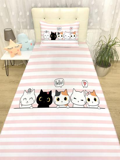 Pembe Kedi Kardeşler Desenli Yatak Örtüsü ve Yastık